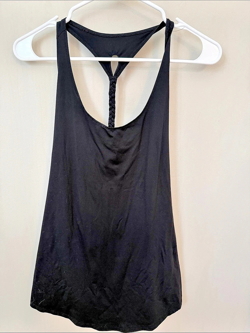 Forever 21 Black braided Back athletic tank Size Large